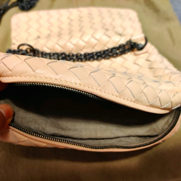 Leather Bottega Veneta bag - Picture 4 of 5